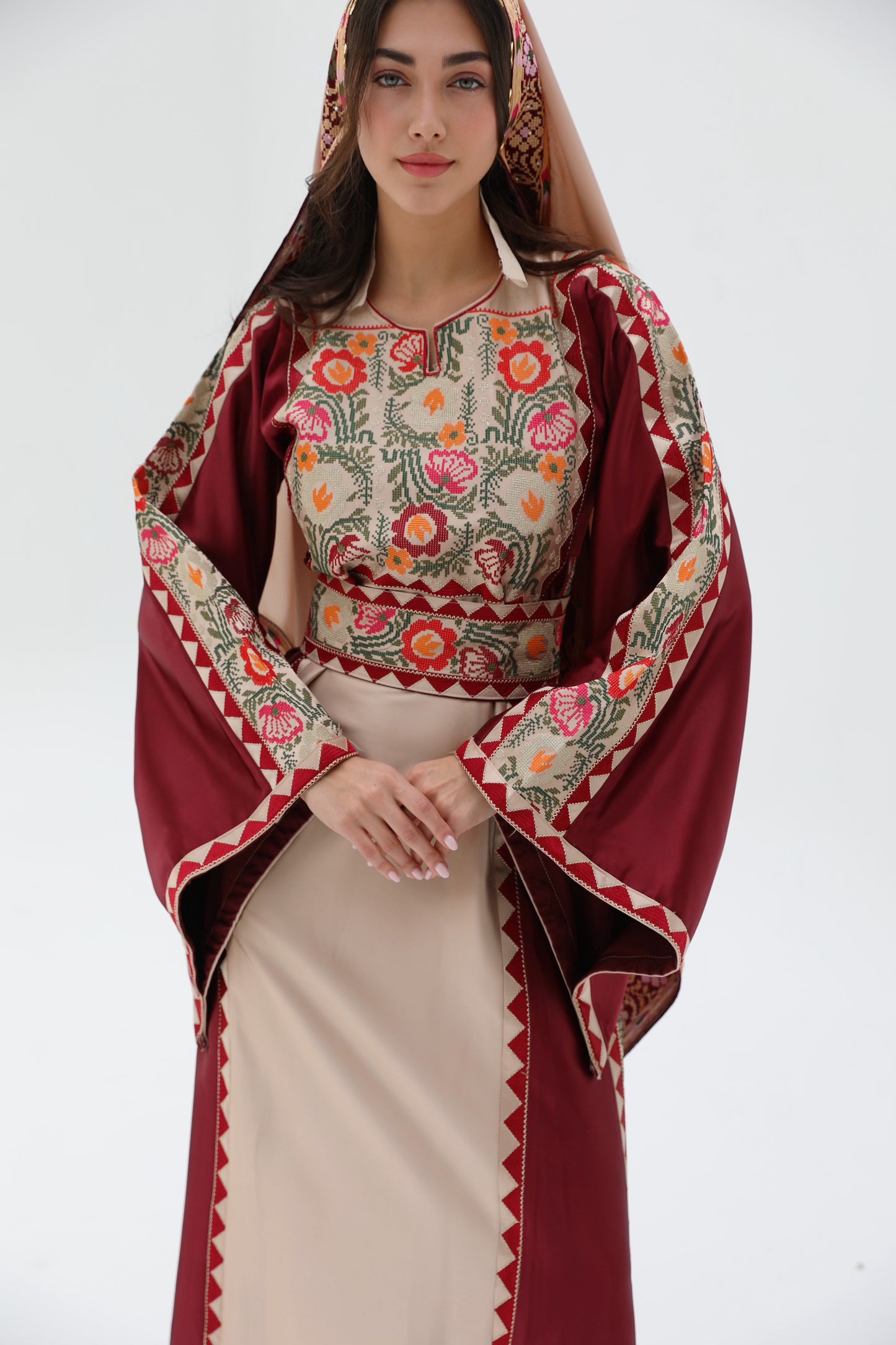 Amal Long Sleeve Burgandi and Beige Thobe