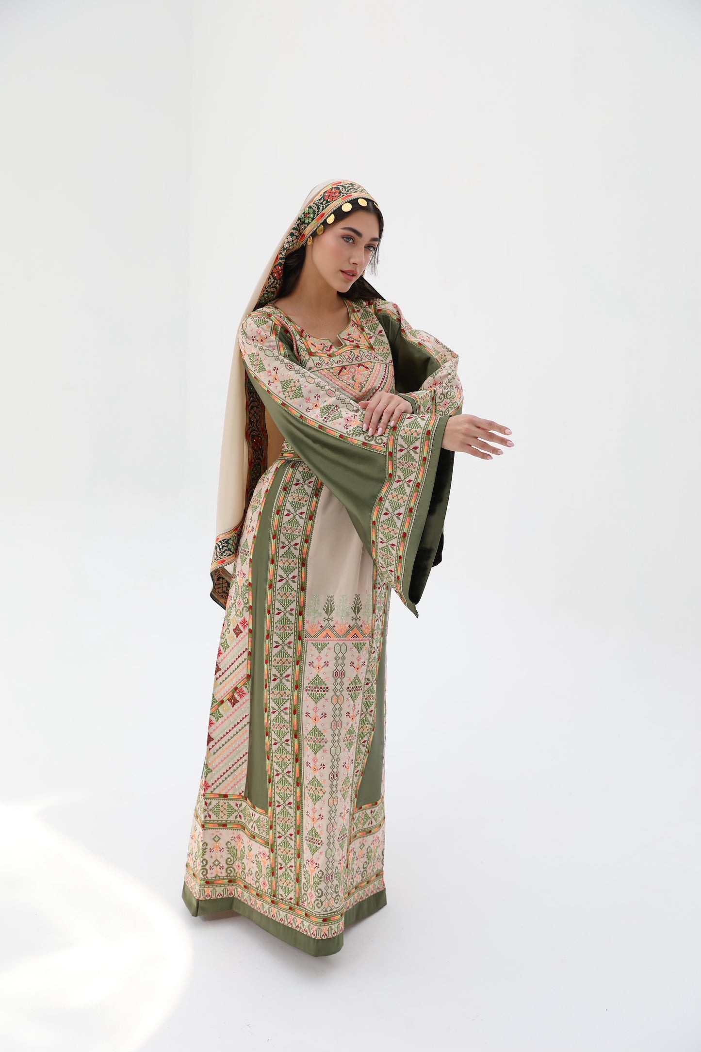 Dahab Long Sleeve Green and Beige Thobe