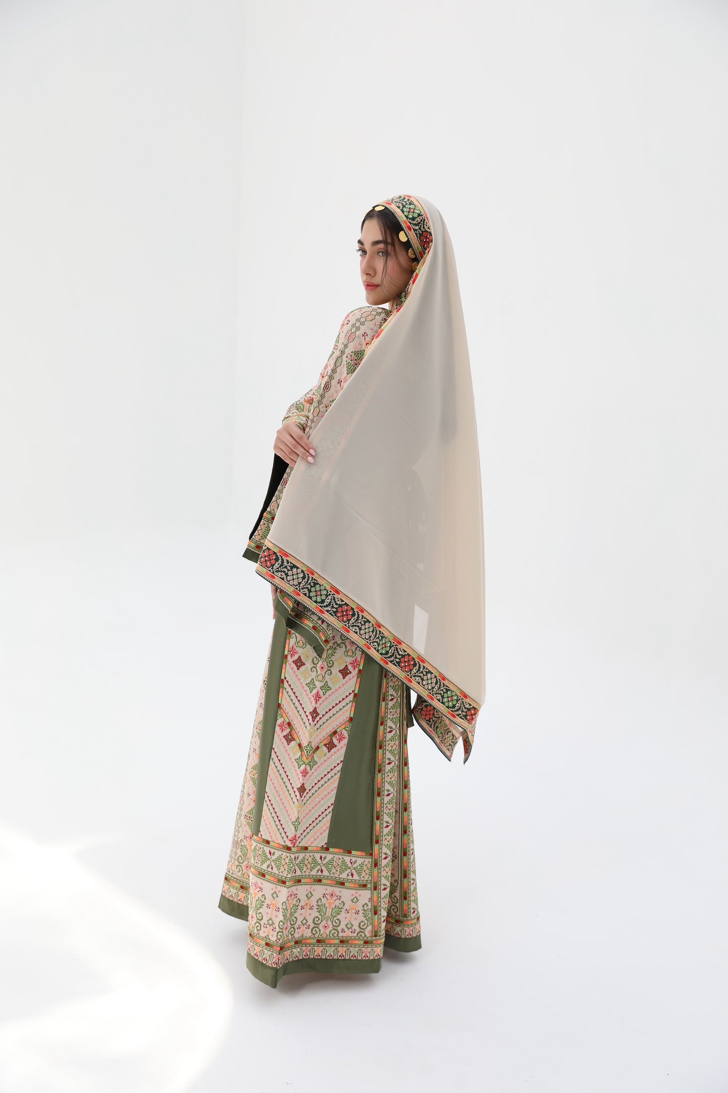 Dahab Long Sleeve Green and Beige Thobe