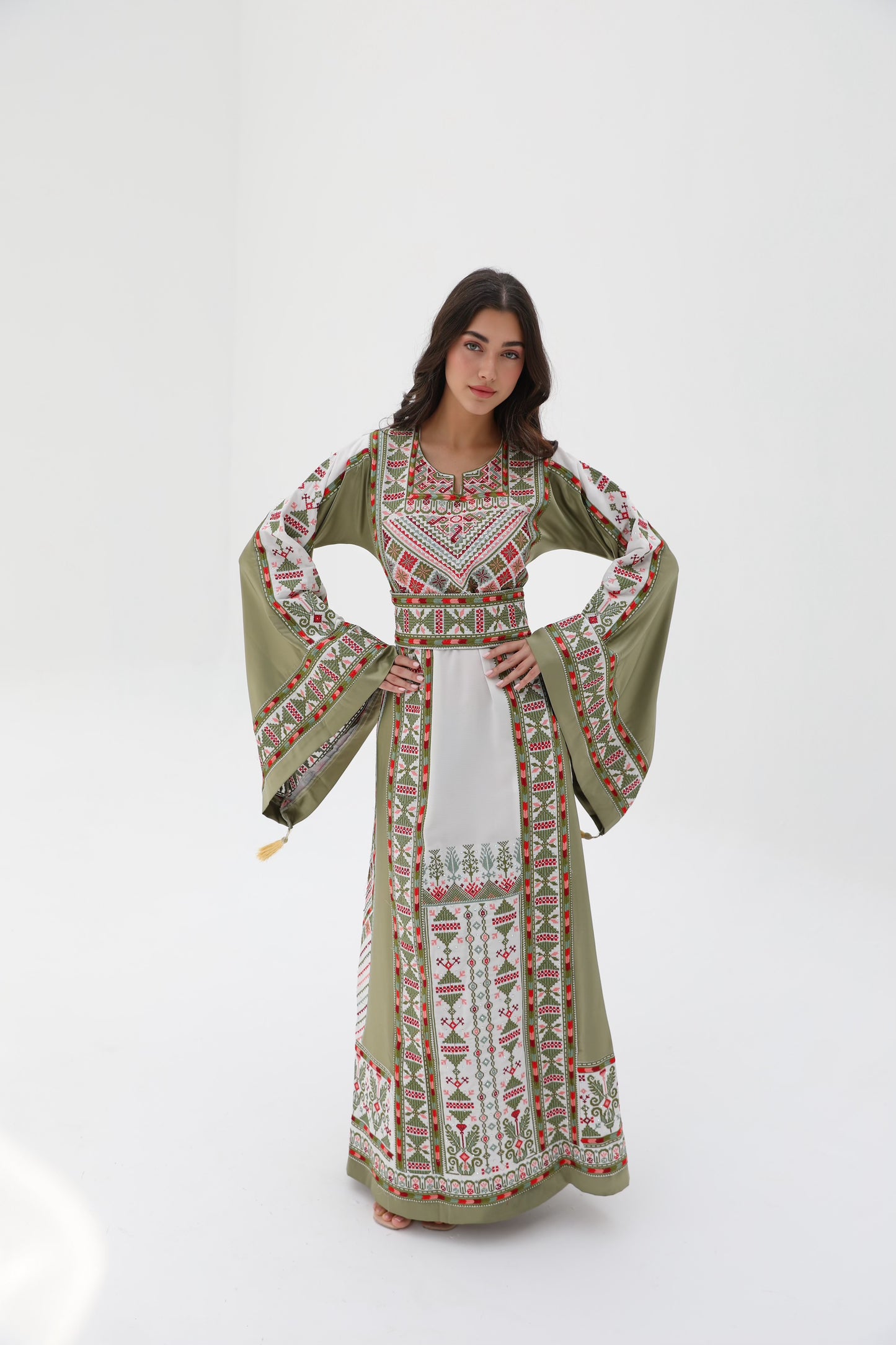 Roaa Long Sleeve Green and Beige Thobe