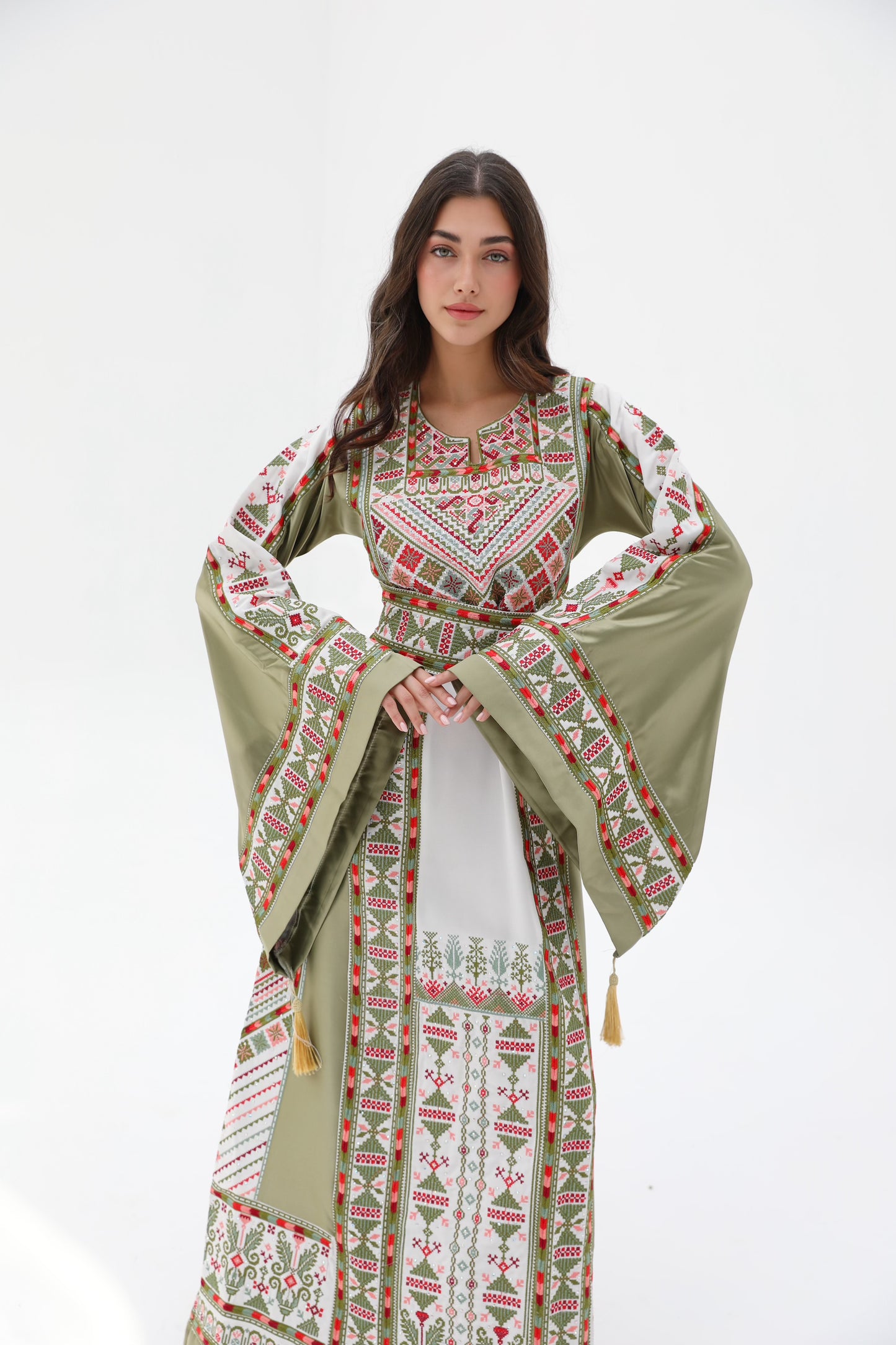 Roaa Long Sleeve Green and Beige Thobe