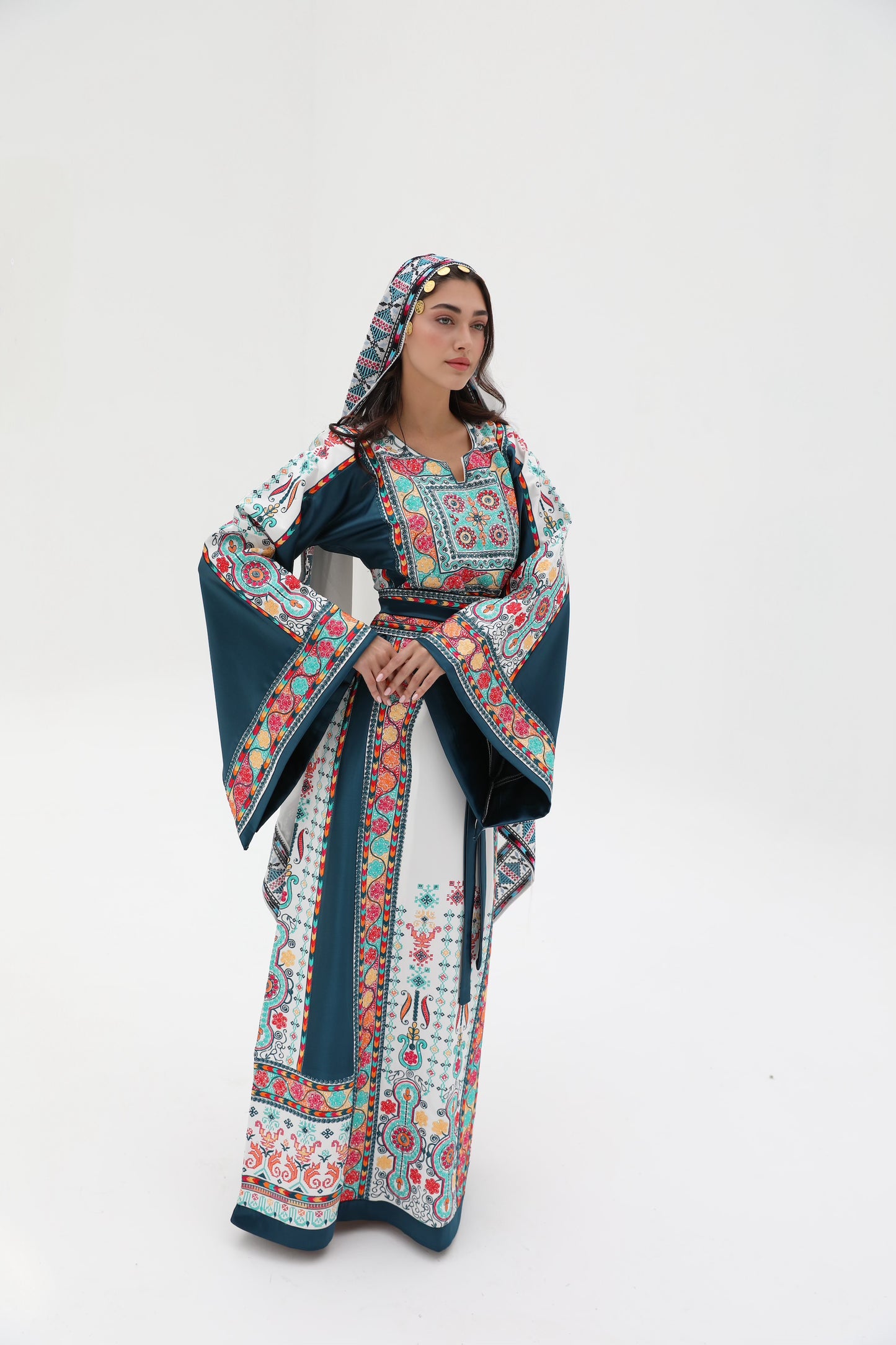 Yasmine Long Sleeve Turquoise and White Thobe