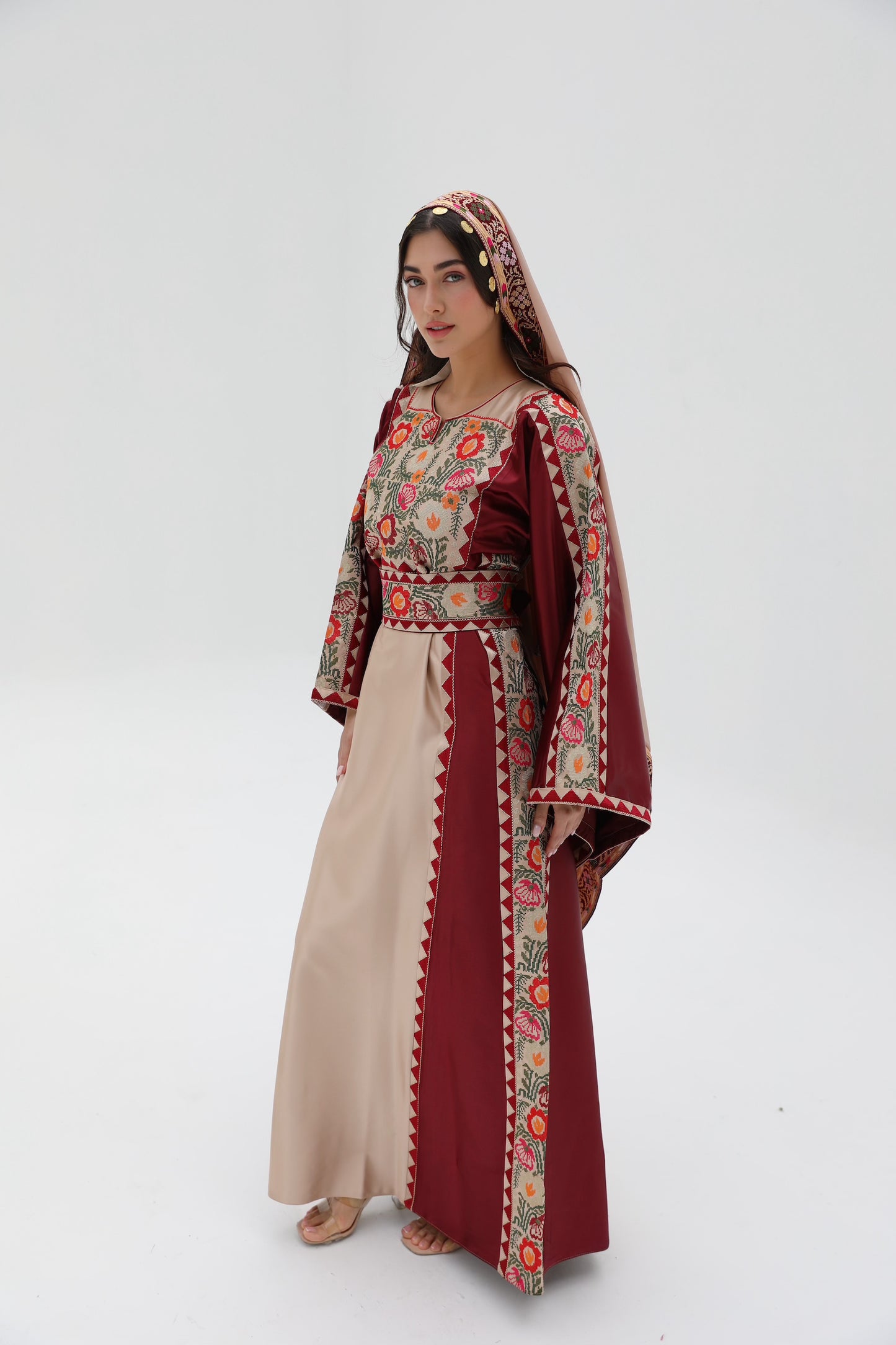 Amal Long Sleeve Burgandi and Beige Thobe