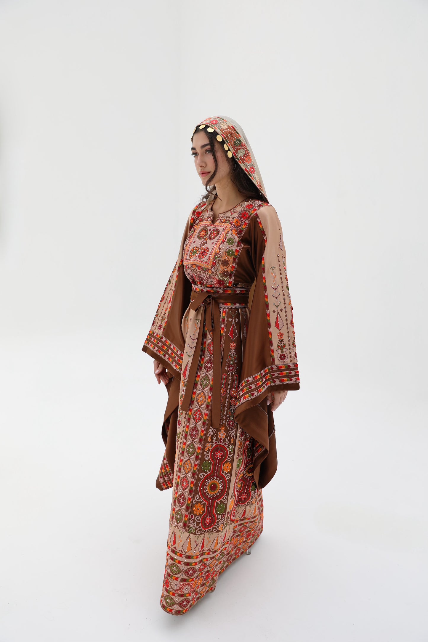 Kenz Long Sleeve Brown and Golden Thobe